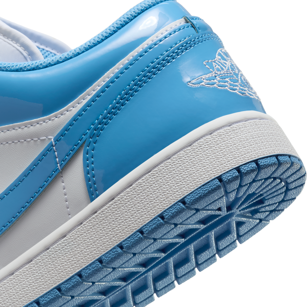 Jordan 1 Low SE White Legend Blue
