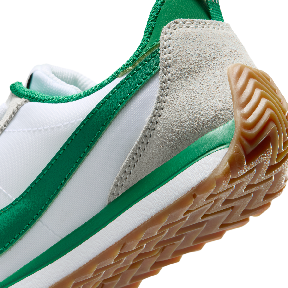 Nike Pacific White Malachite Gum  (PS)