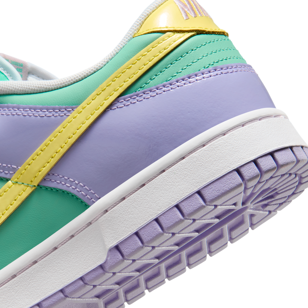 Nike Dunk Low Easter (2026)