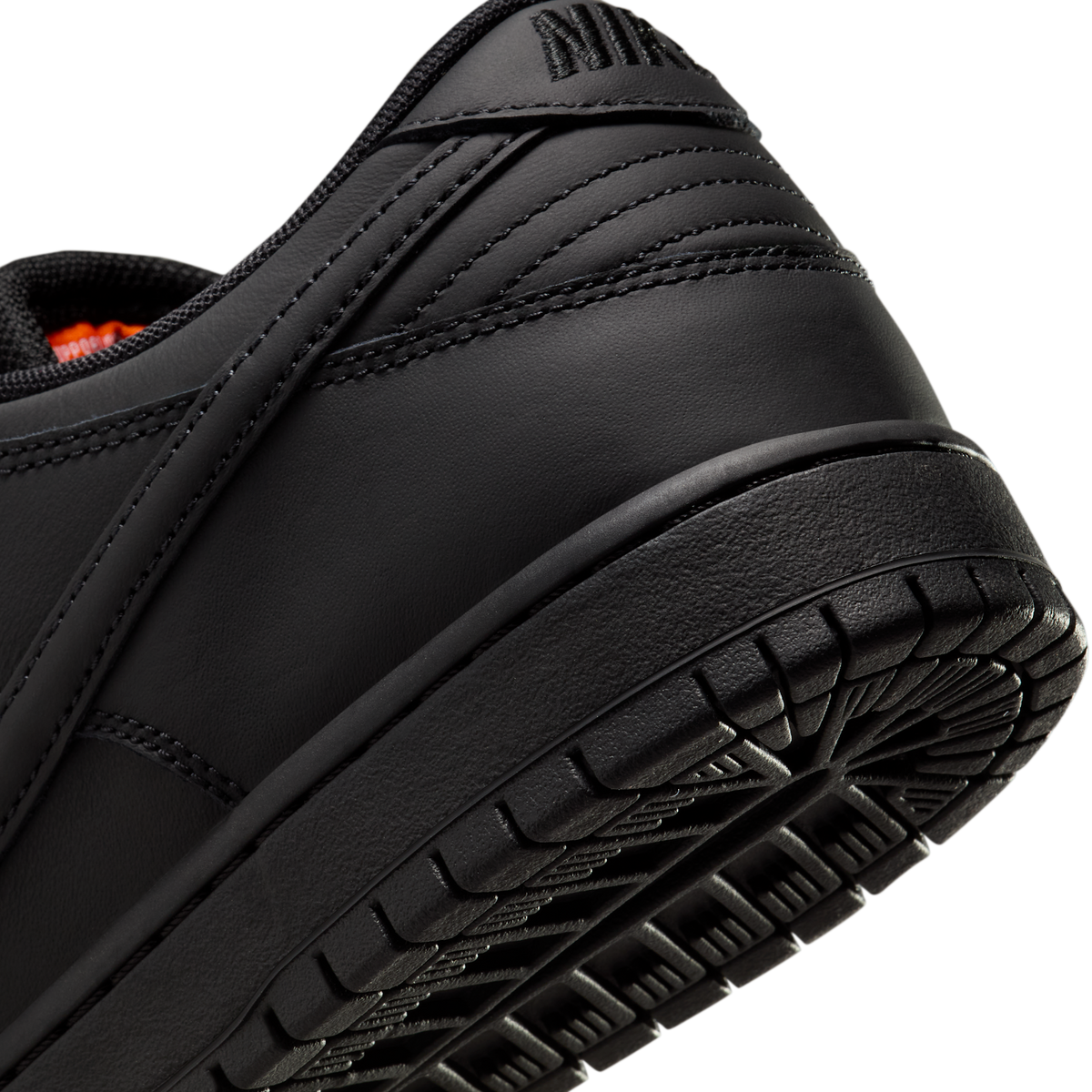 Nike SB Dunk Low Pro Triple Black | FJ1674-001