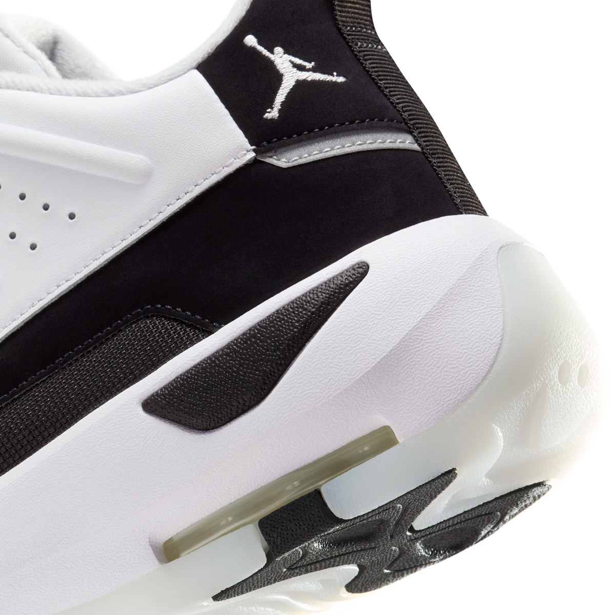 Jordan Max Aura 7 White Summit White Black