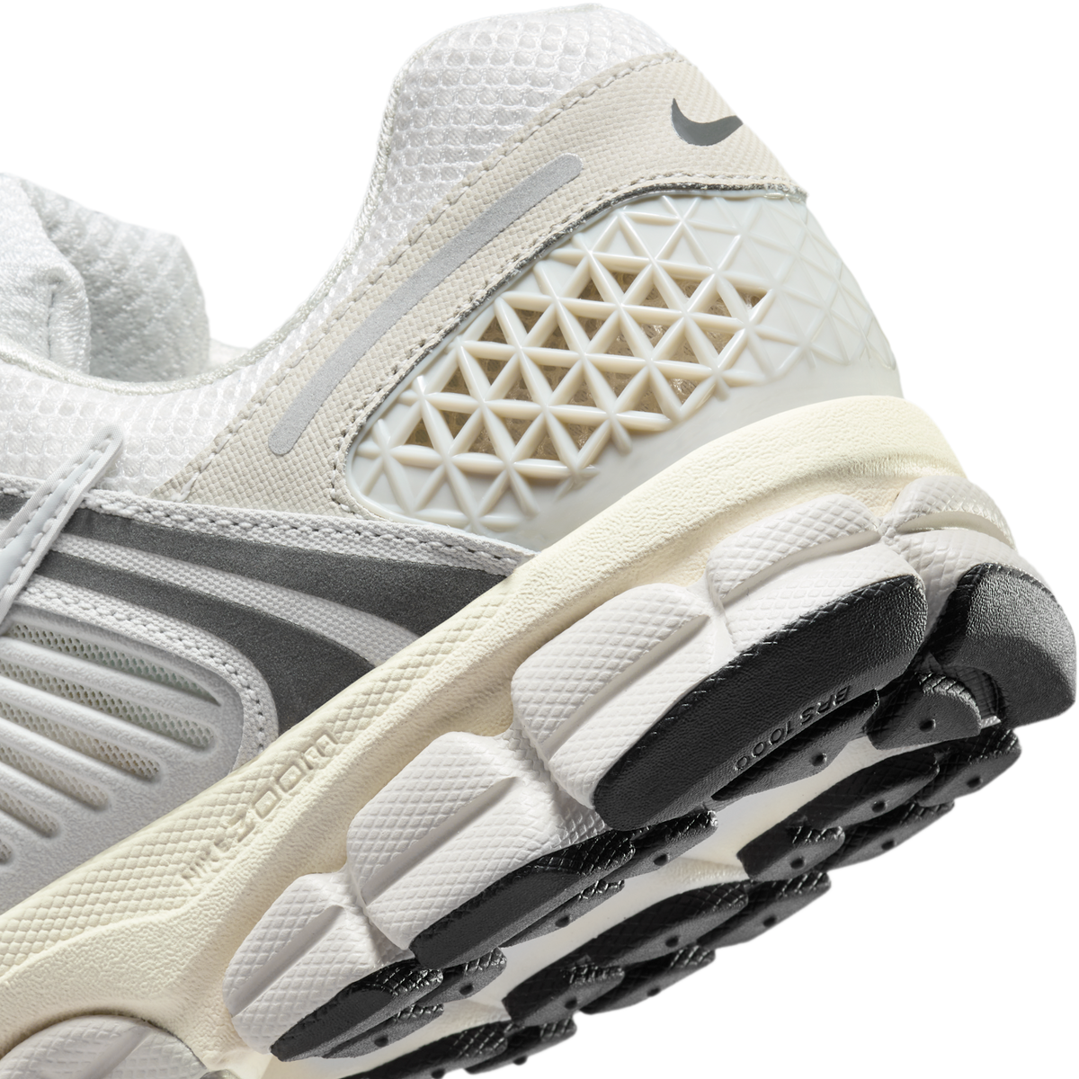 Nike Zoom Vomero 5 Platinum Tint | HF0731-007