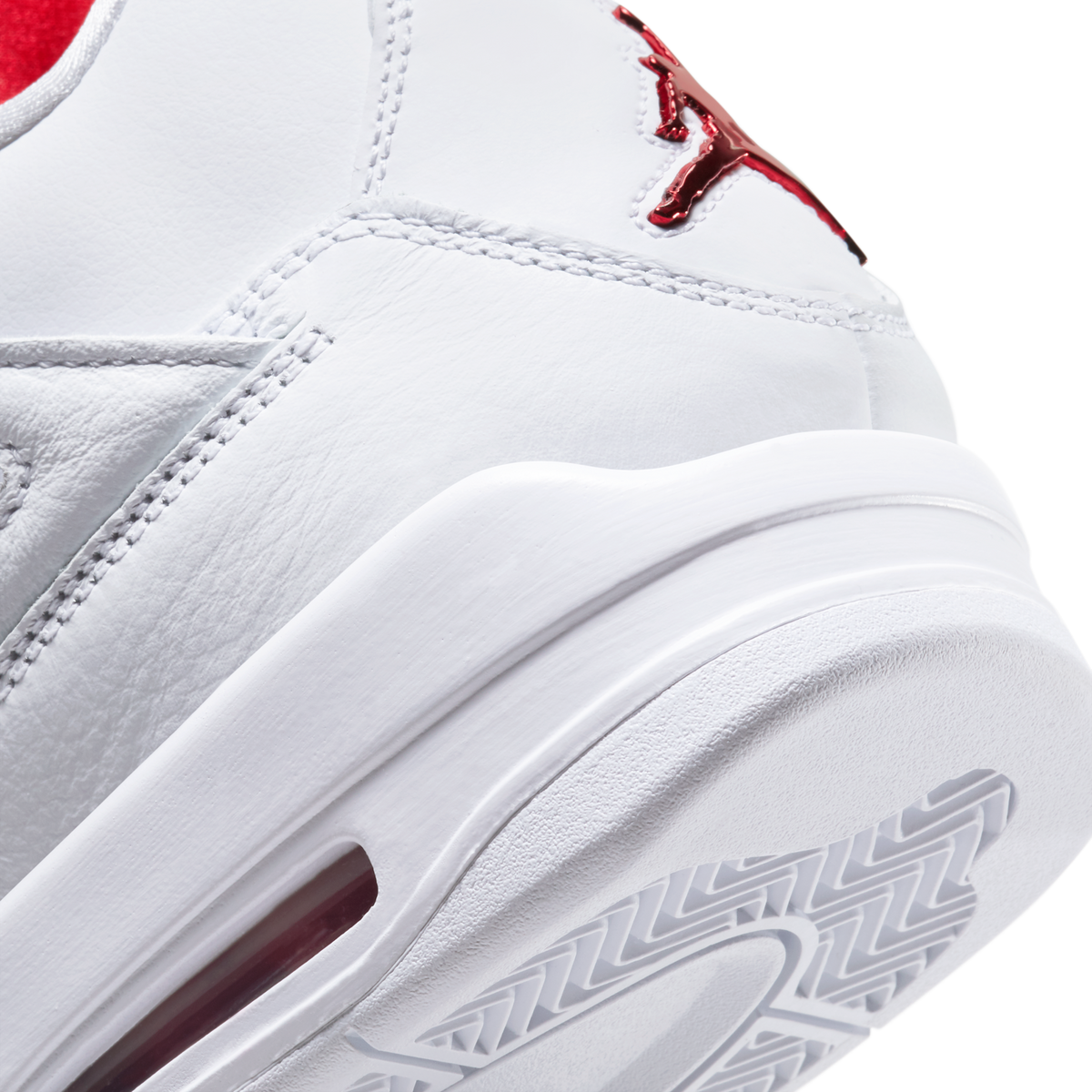Jordan 4 Retro Metallic Red