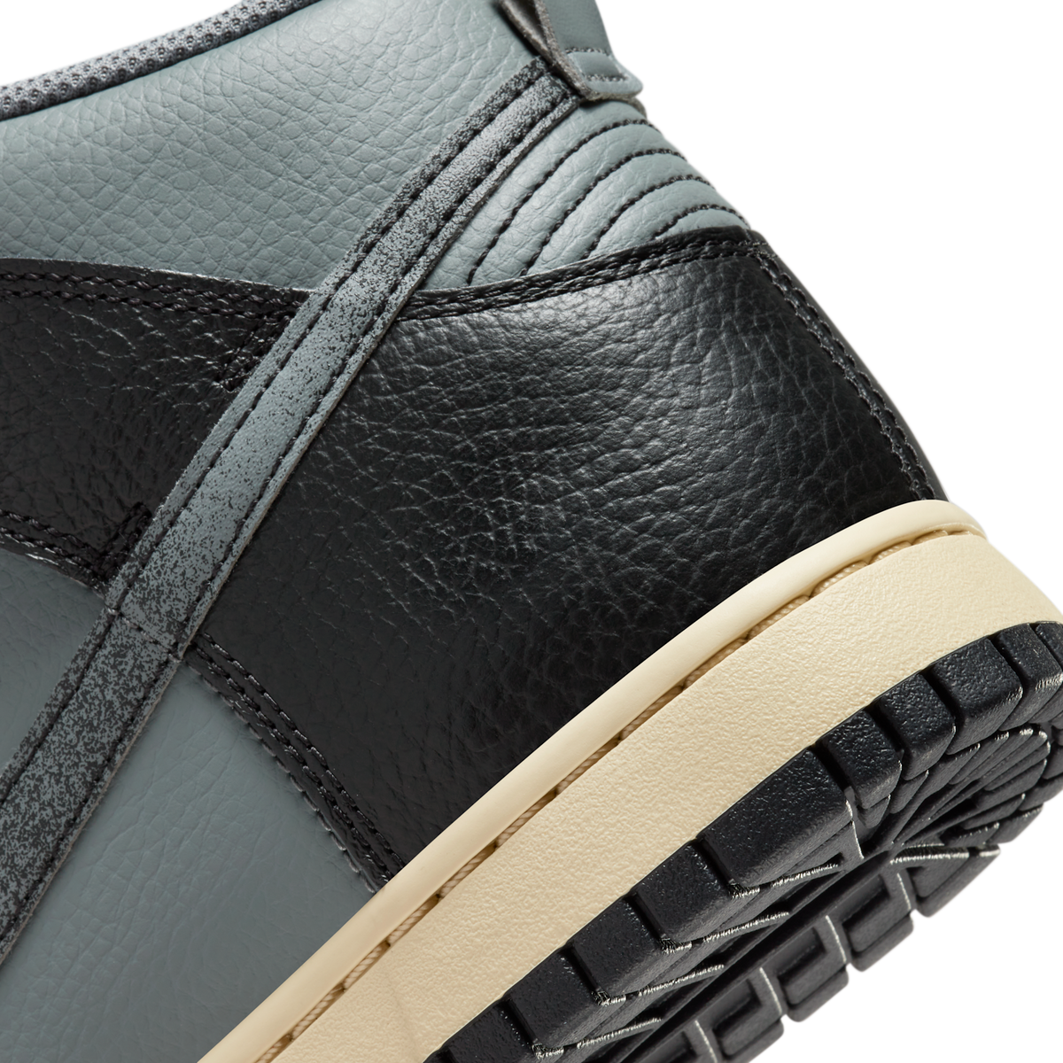 Nike Dunk High Retro Premium Classics 50 Years Of Hip-Hop | DV7216-001