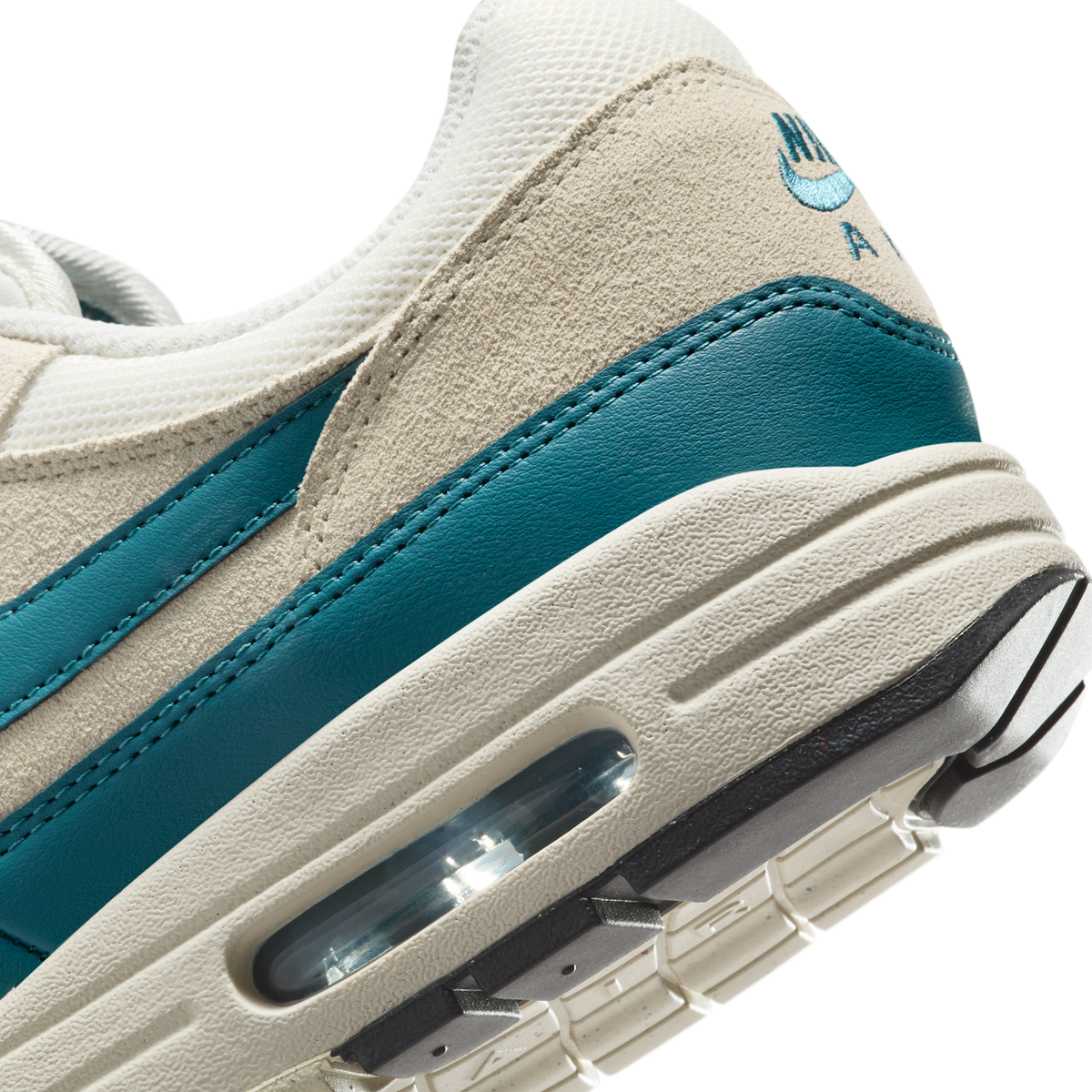 Nike Air Max 1 Essential Soft Pearl Smokey Blue