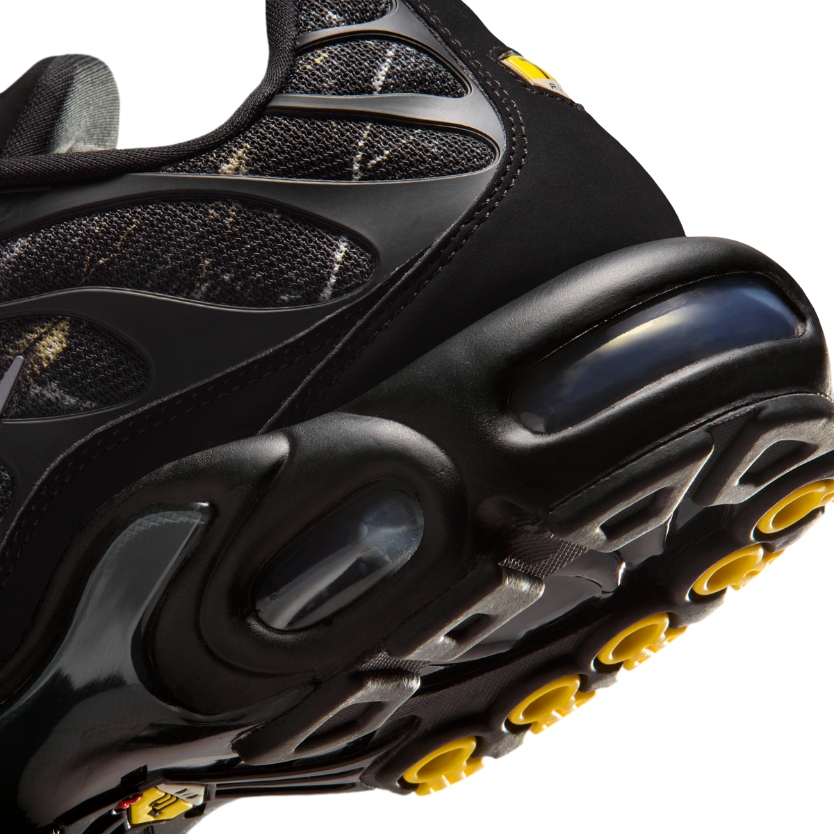 Nike Air Max Plus Black Wood Camo | IQ0301-070