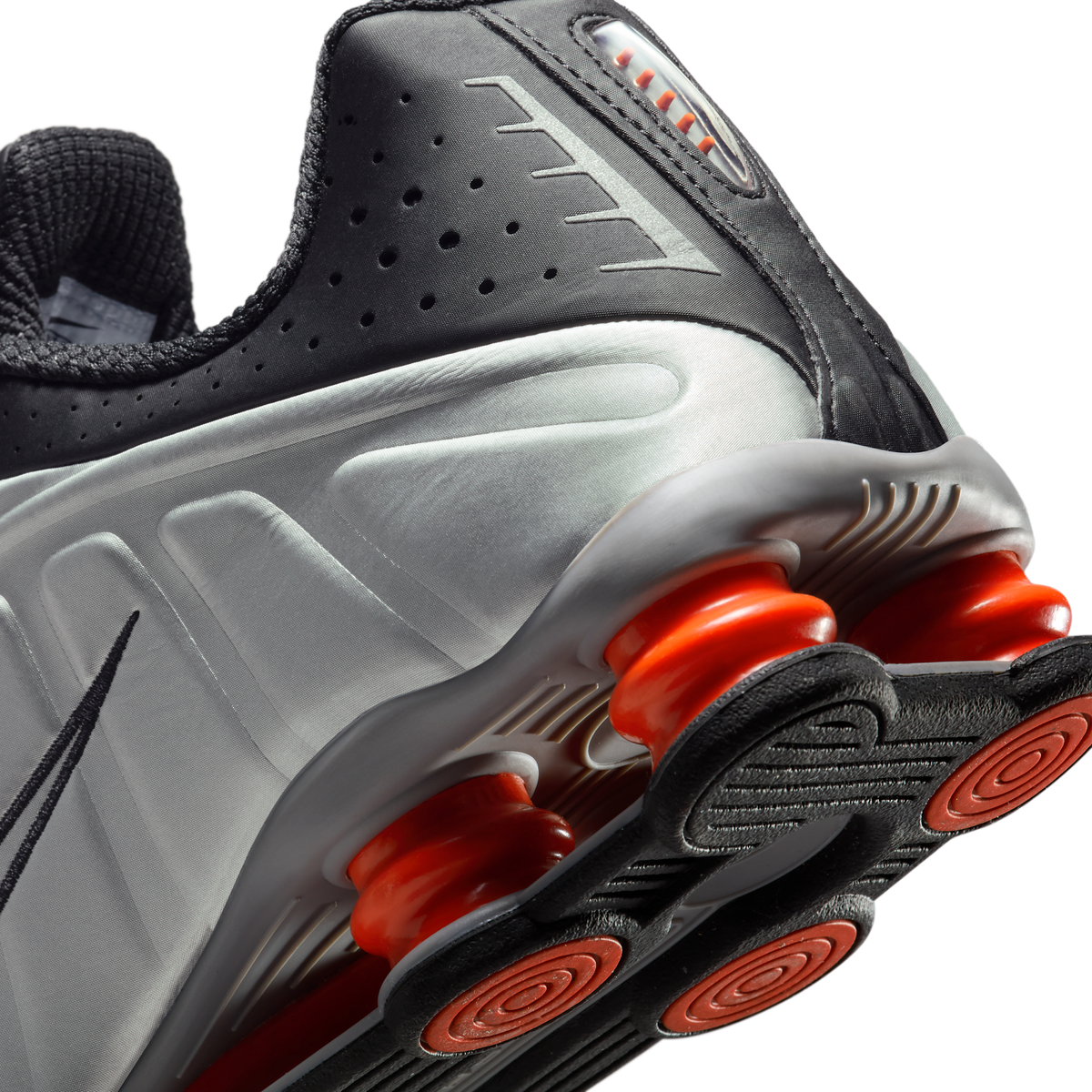 Nike Shox R4 Black Metallic Silver (2025)