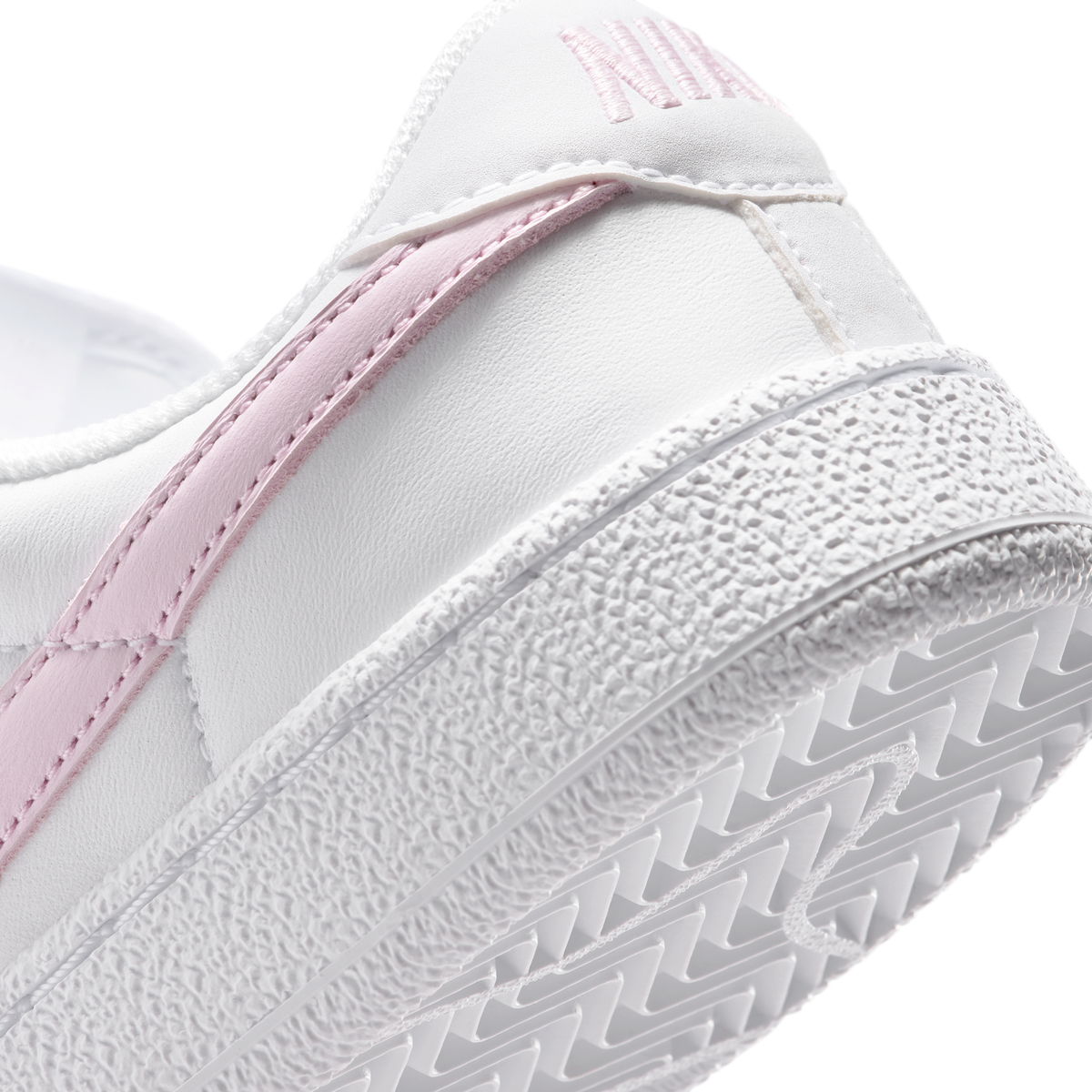 Nike Tennis Classic White Pink Foam (GS)