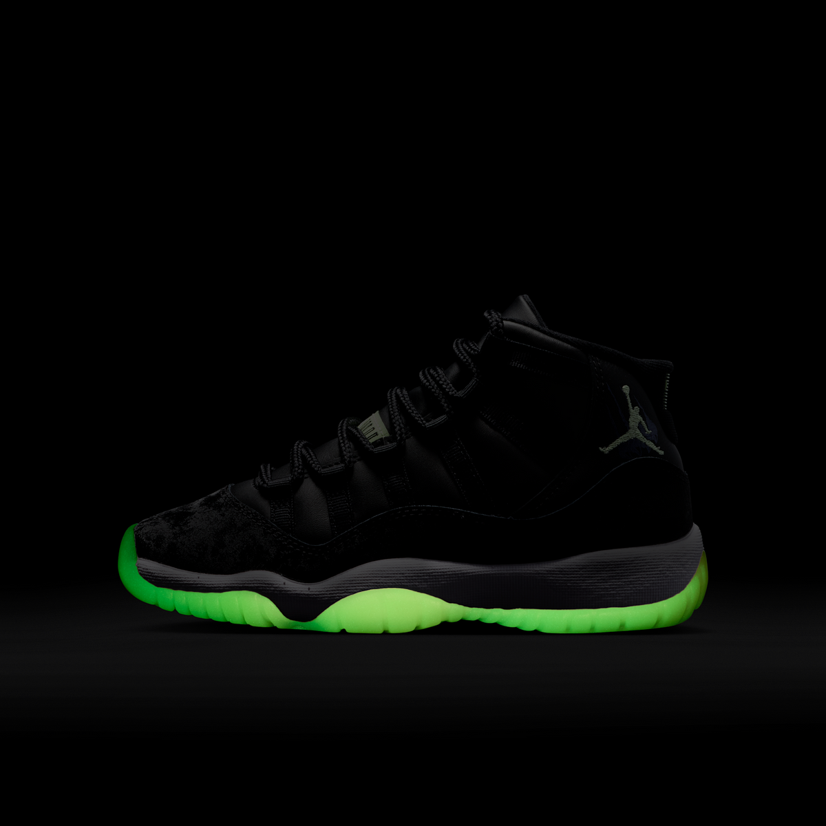Jordan 11 Retro Black Barely Volt (GS)