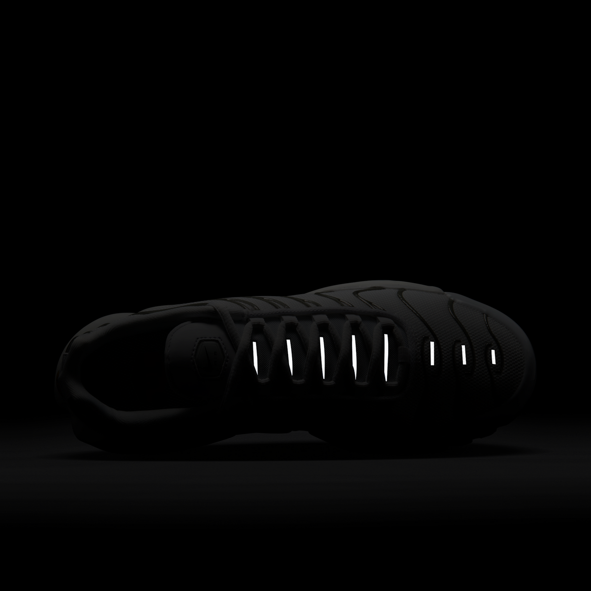 Nike Air Max Plus SE White Metallic Silver (Women's)