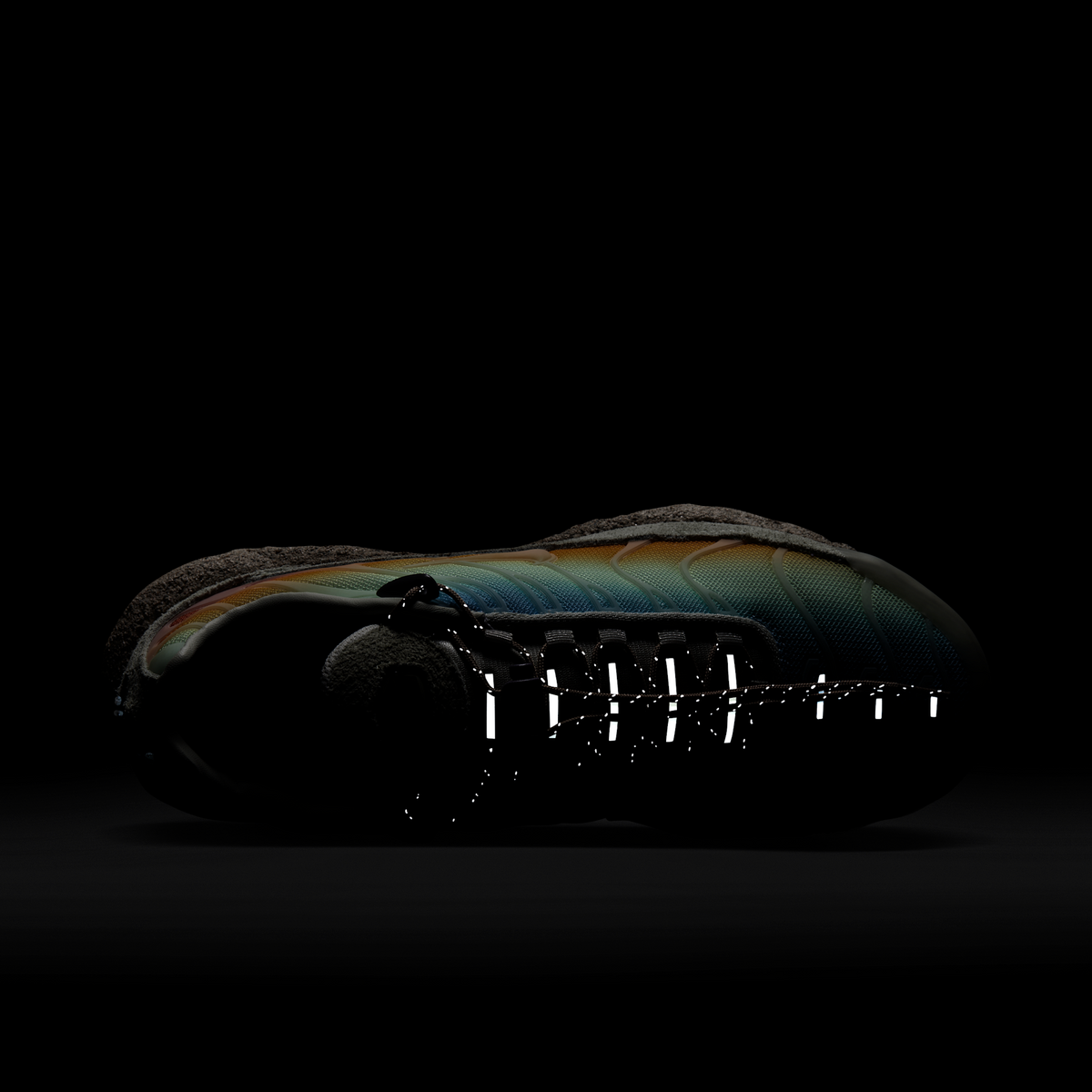 Nike Air Max Plus Sandy Sunset | HF5726-912