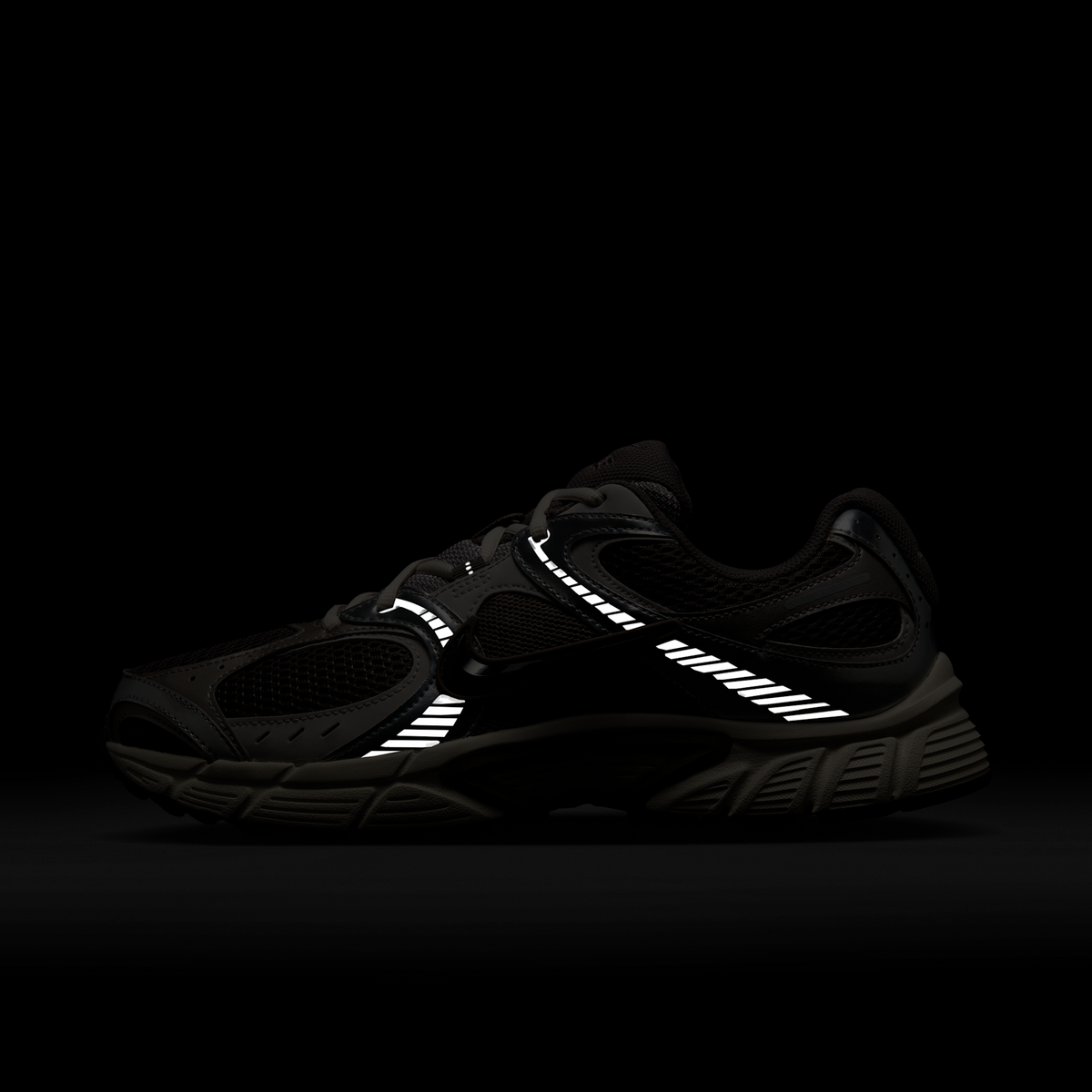Nike V5 RNR Cave Stone Black