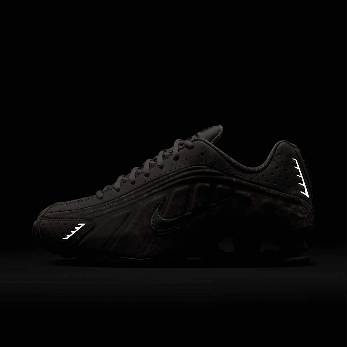 Nike Shox R4 Flat Pewter Floral (Women's) | HV0934-001