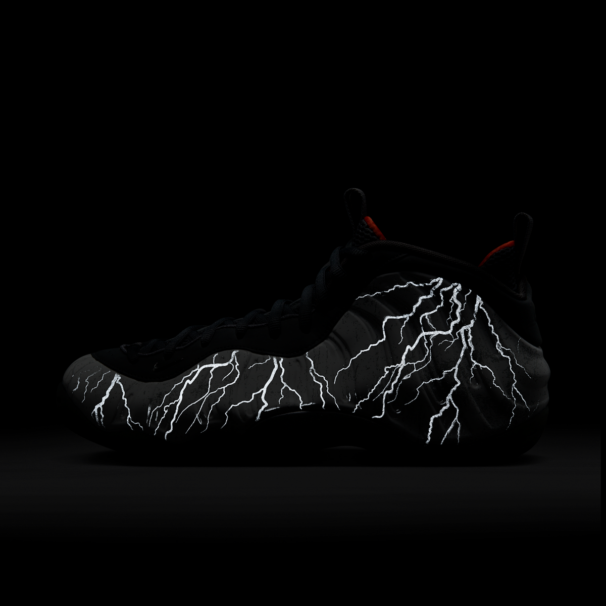 Nike Air Foamposite One Tekken 8 Jin Kazama