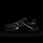 Nike V5 RNR White Black Metallic Silver (Women's)