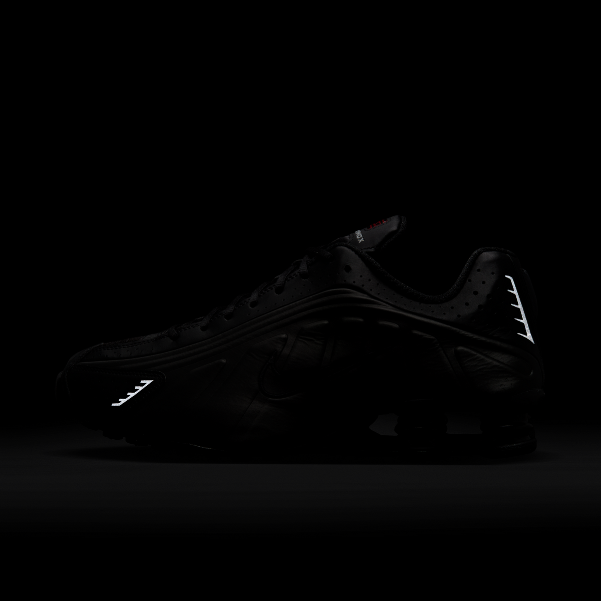 Nike Shox R4 Black Bright Crimson
