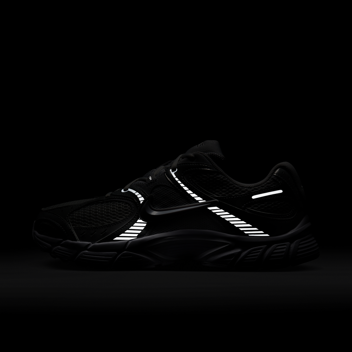 Nike V5 RNR White Black Metallic Silver