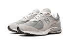 new-balance-2002r-gore-tex-concrete