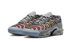 nike-air-max-plus-drift-light-smoke-grey