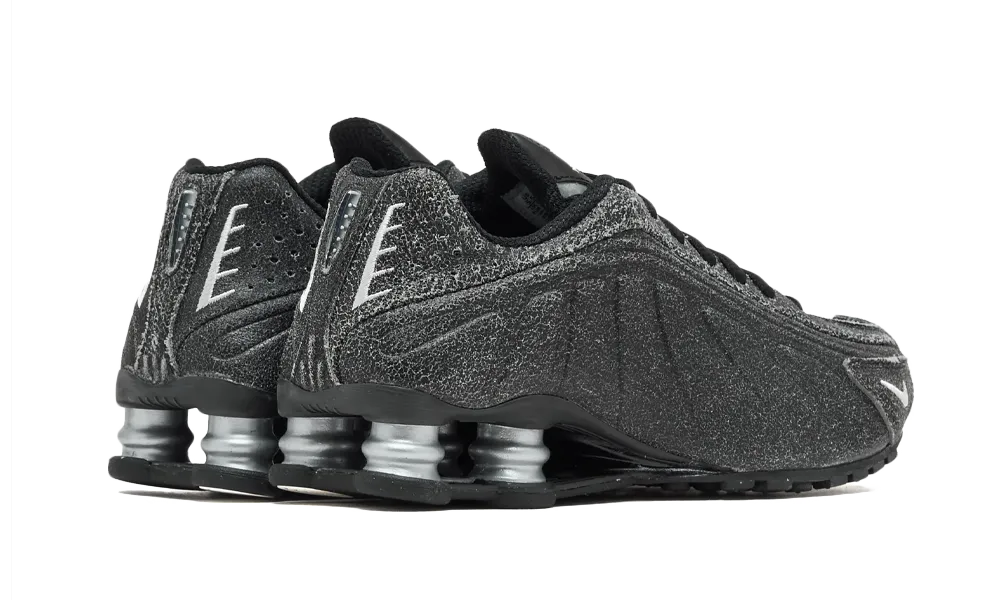 Shox R4 Distressed Leather