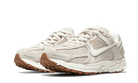 nike-zoom-vomero-5-light-orewood-brown