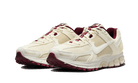 nike-zoom-vomero-5-valentines-day-2024
