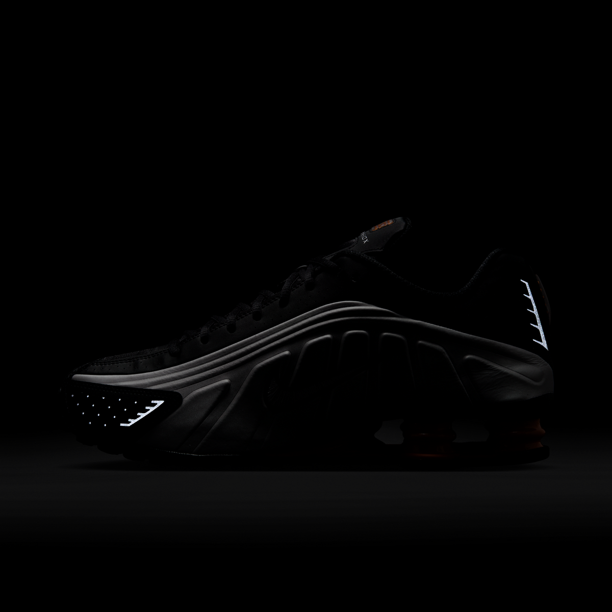 Nike Shox R4 Bright Mandarin | HQ1988-003