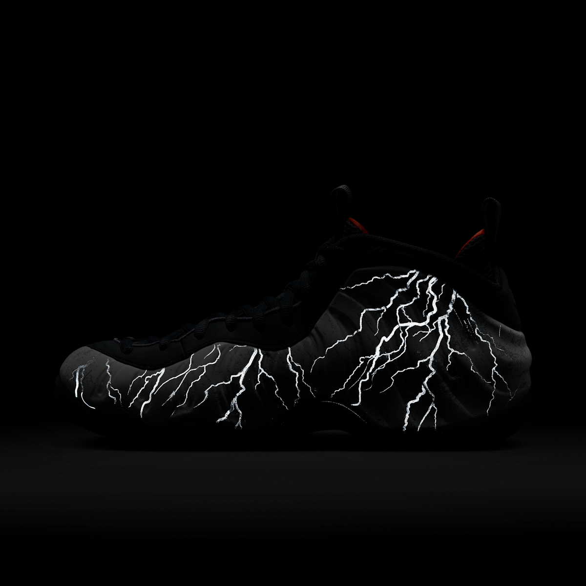 Nike Air Foamposite One Tekken 8 Jin Kazama