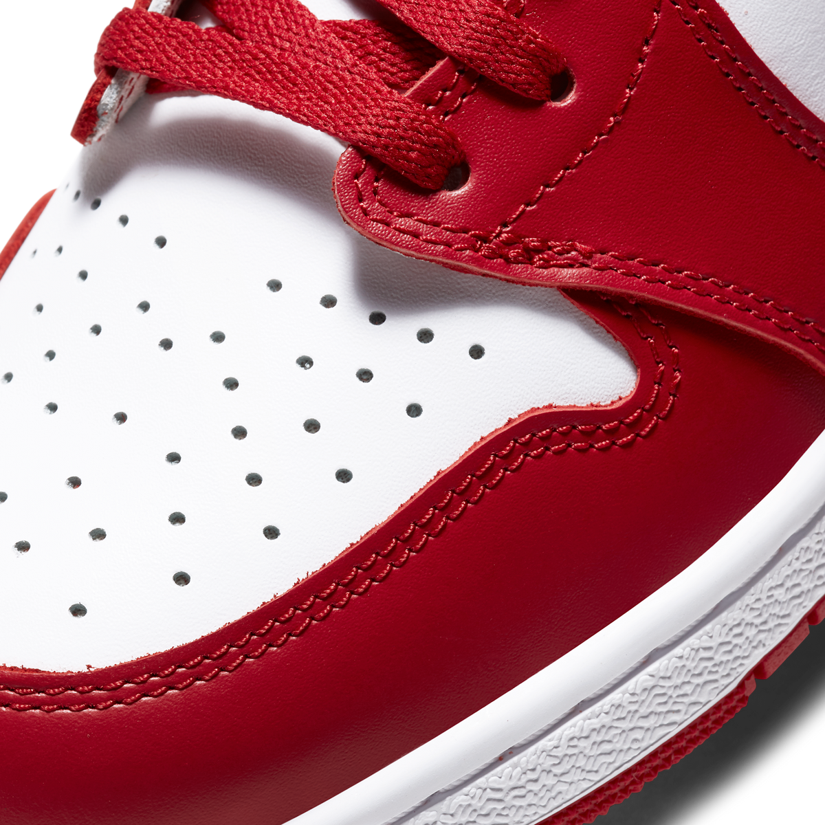 Jordan New Beginnings Pack Retro High 1 & Nike Air Ship