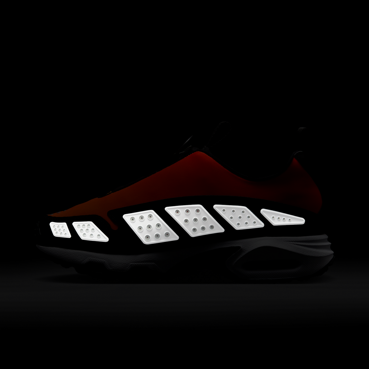 Nike Air Max Sunder Bright Crimson (Women's) | HJ8080-600