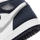 Jordan 1 Retro High CO.JP Midnight Navy (Suitcase)