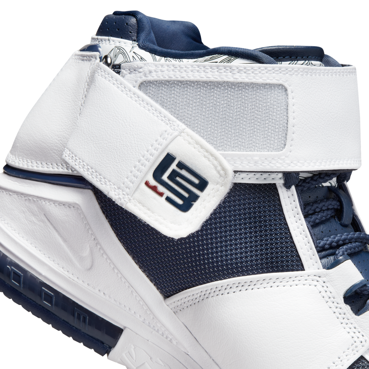 Nike LeBron Zoom 2 Midnight Navy (2022)