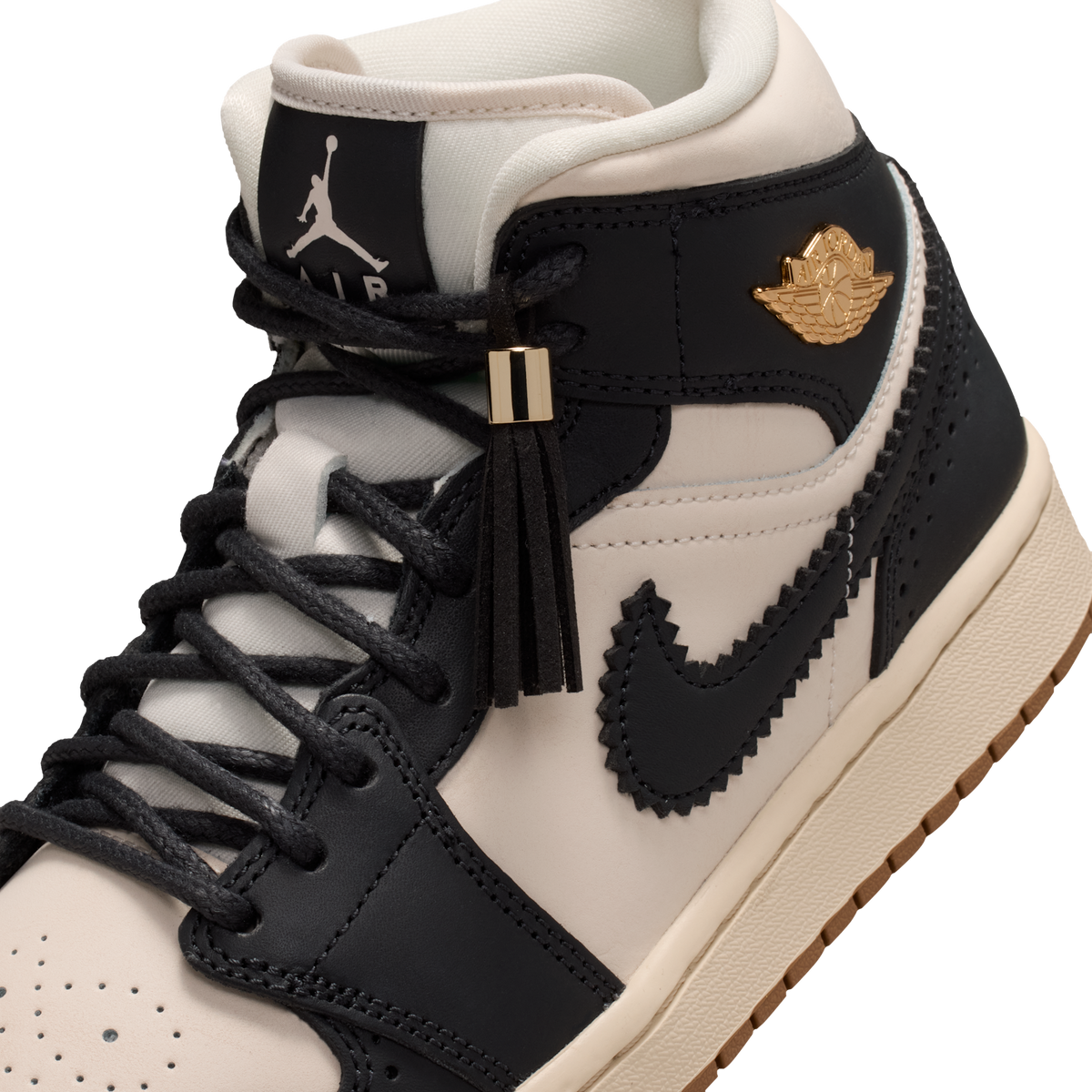 Jordan 1 Mid SE Off Noir Chalk (Women's)