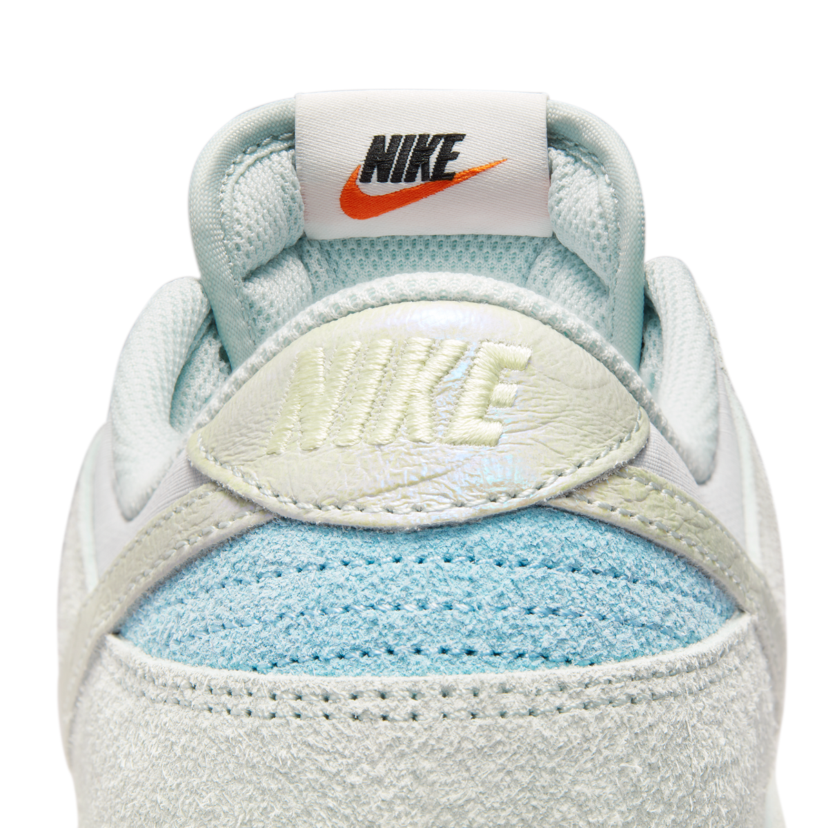 Nike Dunk Low SE Gone Fishing Chinook Salmon | DV7210-001