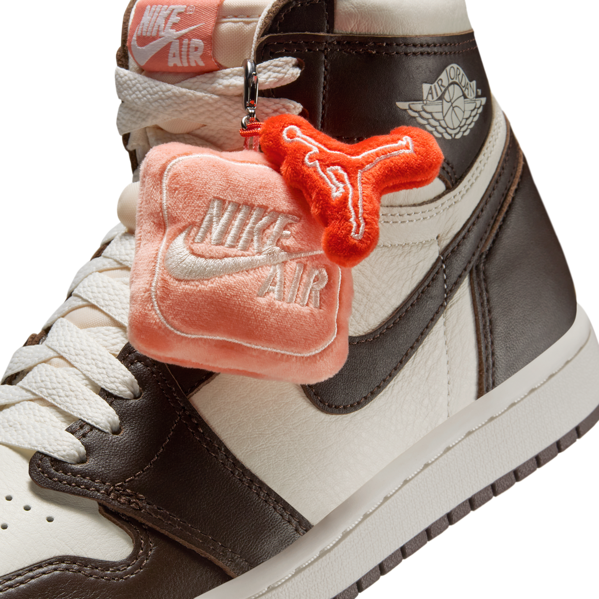 Jordan 1 Retro High OG Light Madder Root (Women's)