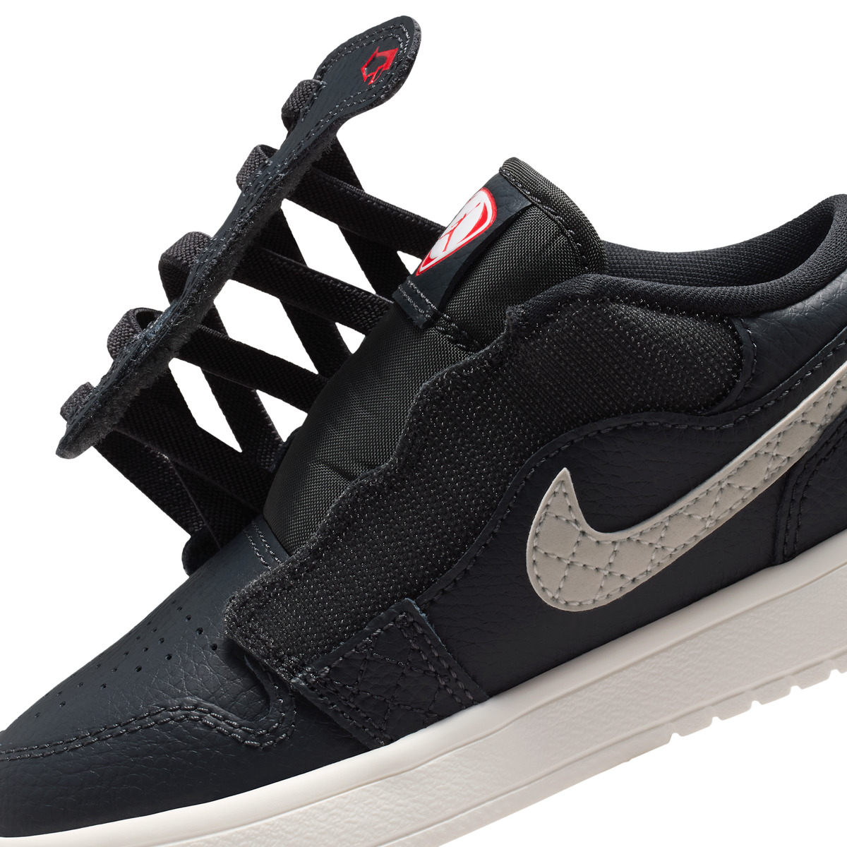 Jordan 1 Low ALT SE Off Noir (PS)