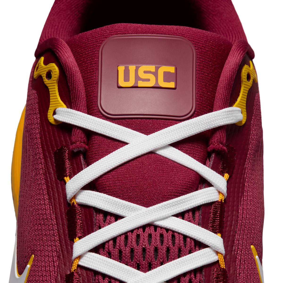 Nike Vomero 18 USC