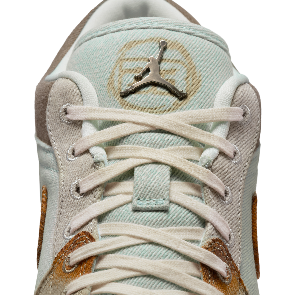 Jordan 1 Low SE Multi-Color Sail Light Bone