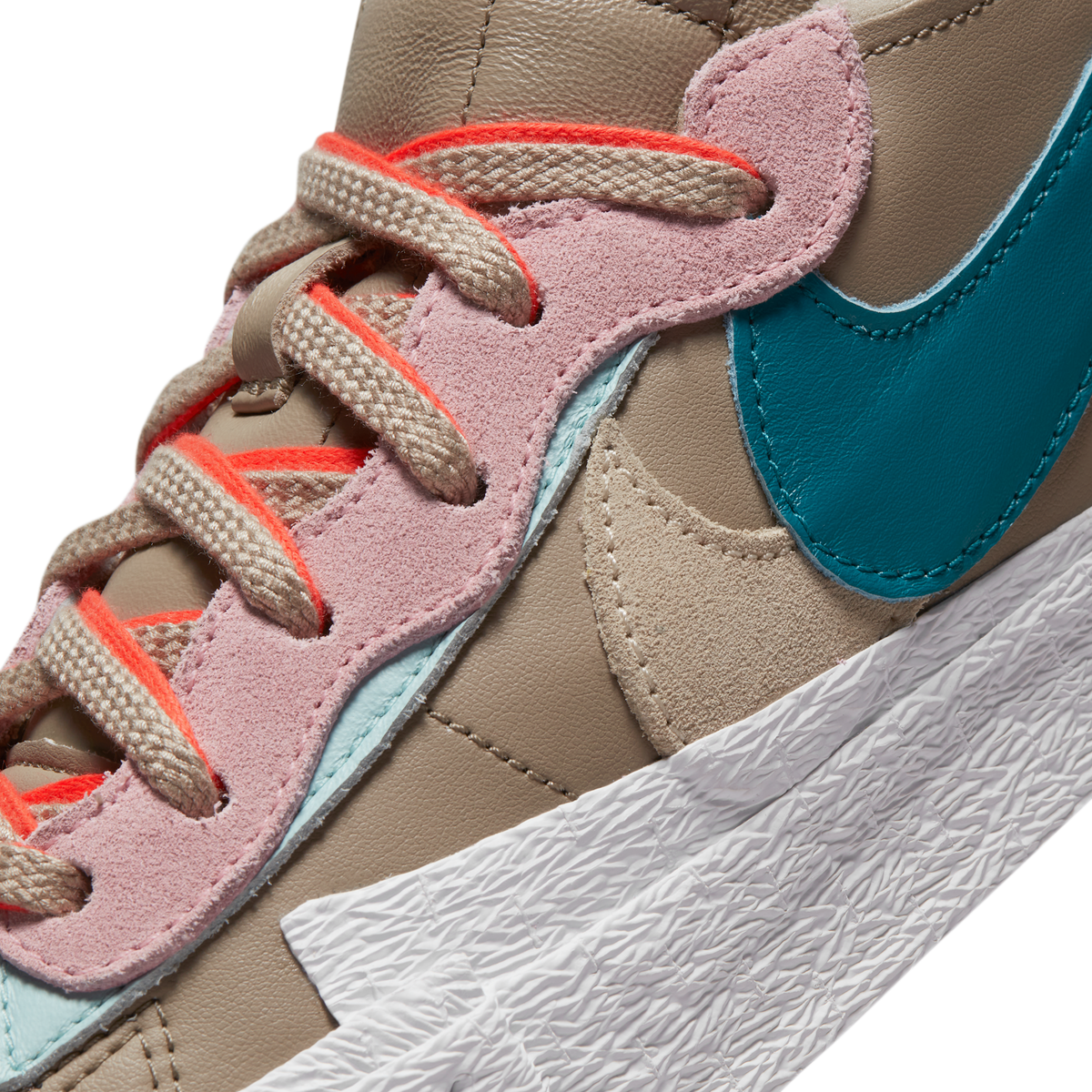 Nike Blazer Low sacai KAWS Reed