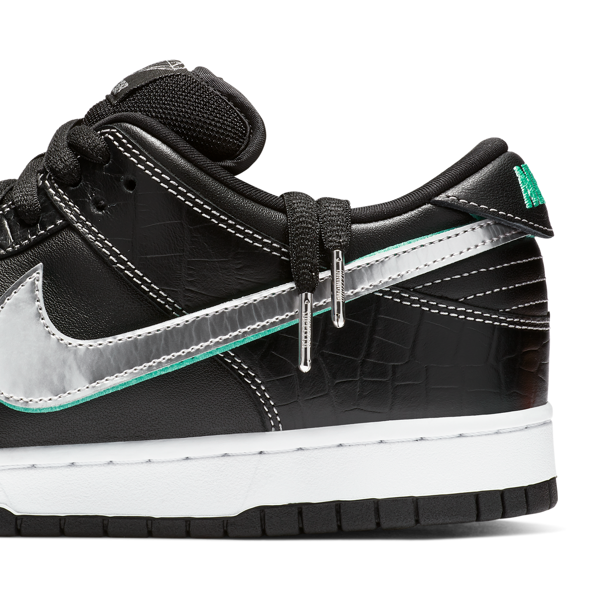 Nike SB Dunk Low Diamond Supply Co. Black Diamond