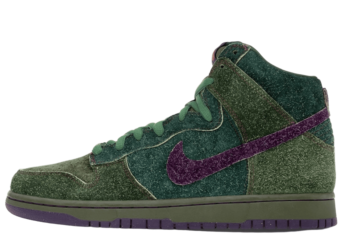 Nike SB Dunk High Skunk 420
