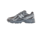 New Balance 740 Black Metallic