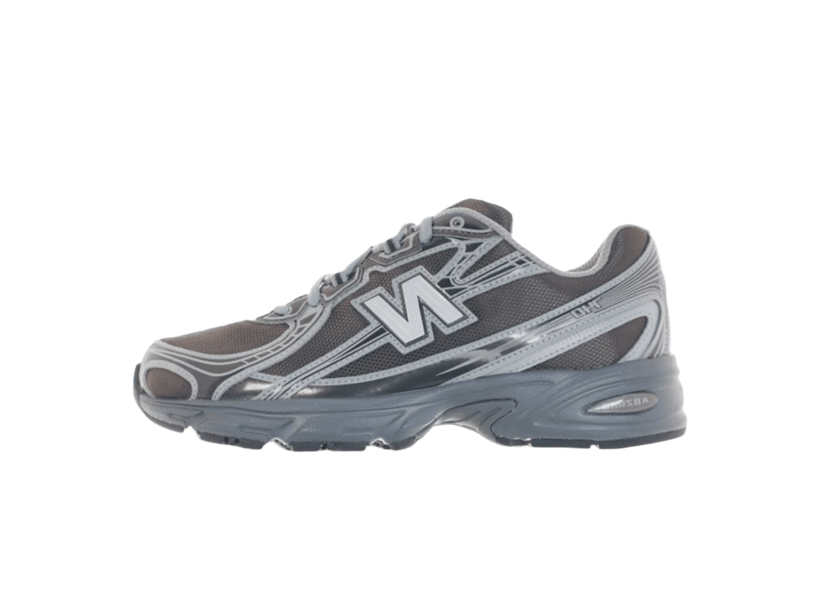 New Balance 740 Black Metallic