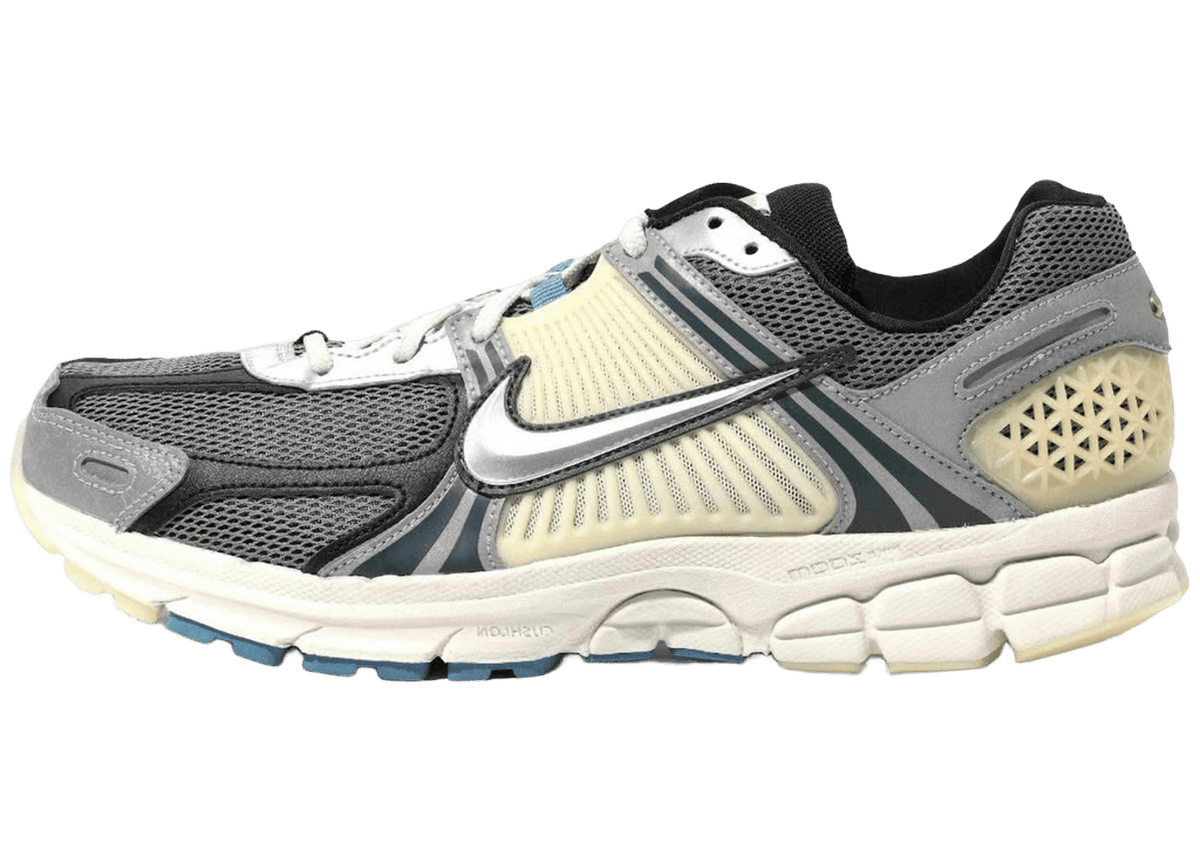 Nike Zoom Vomero 5 Cheung Ka Long Don't Lose Your Way