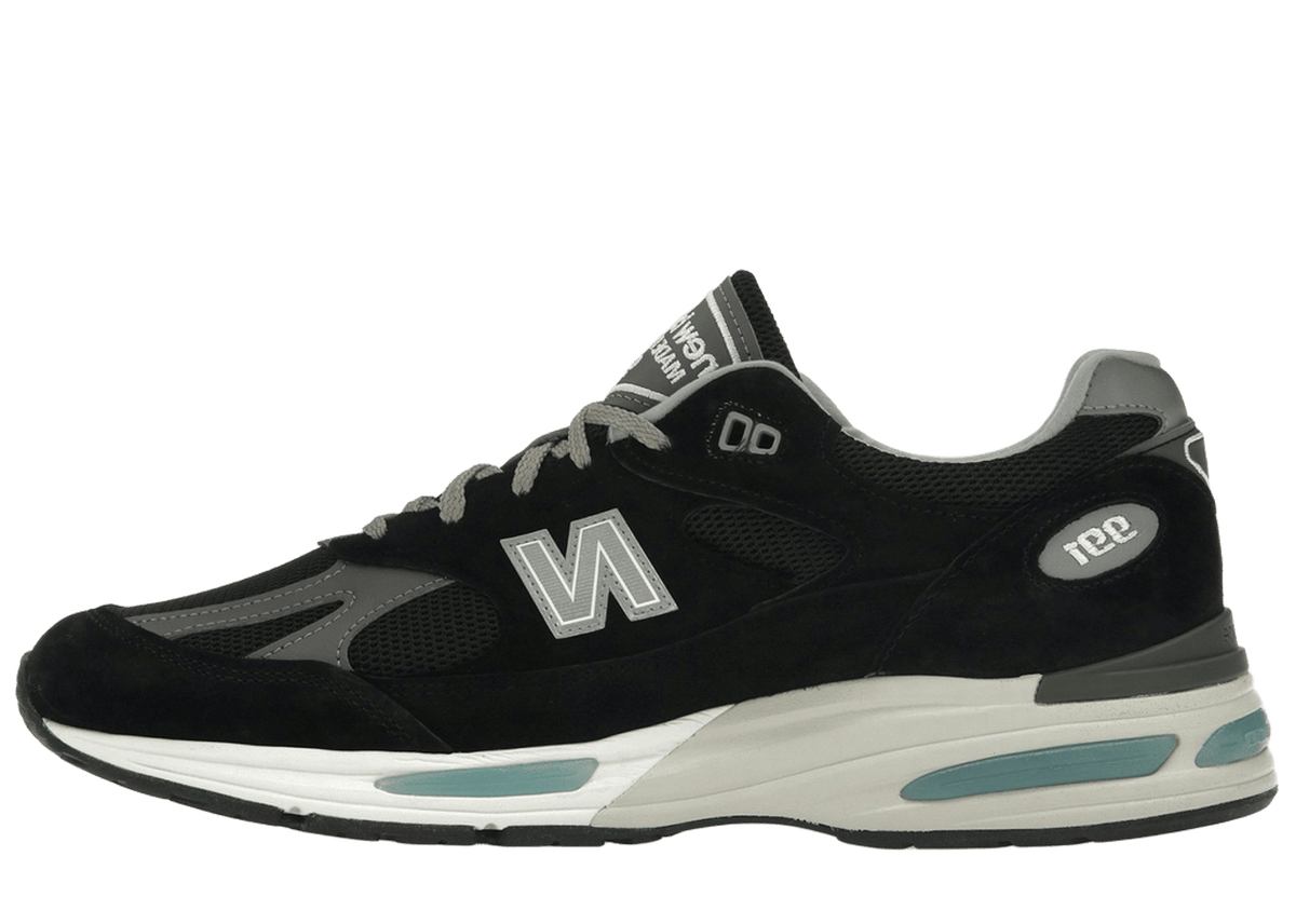 New Balance 991v2 MiUK Black Grey