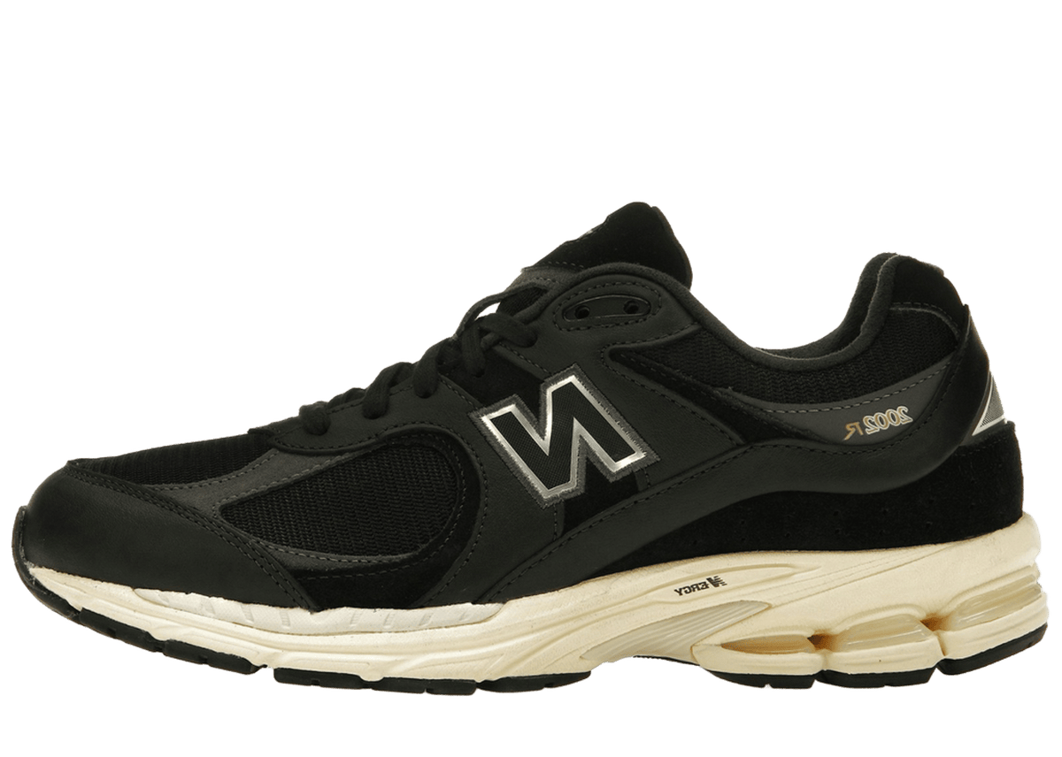 New Balance 2002R Black Vintage