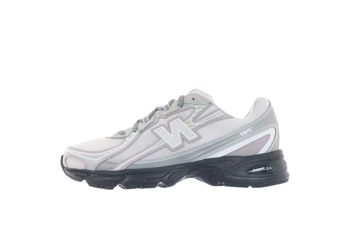New Balance 740 Silver Metallic Rain Cloud