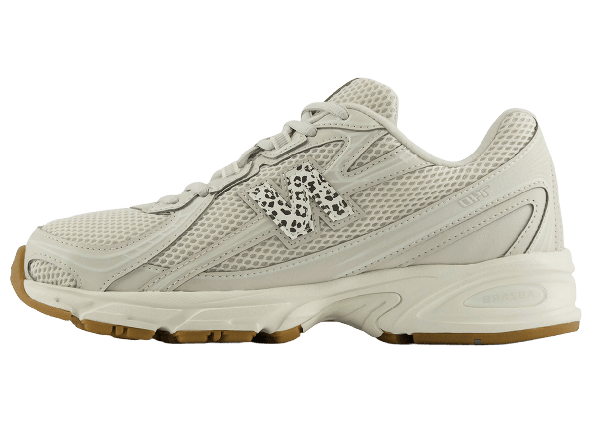 New Balance 740 Safari Moonbeam Gum