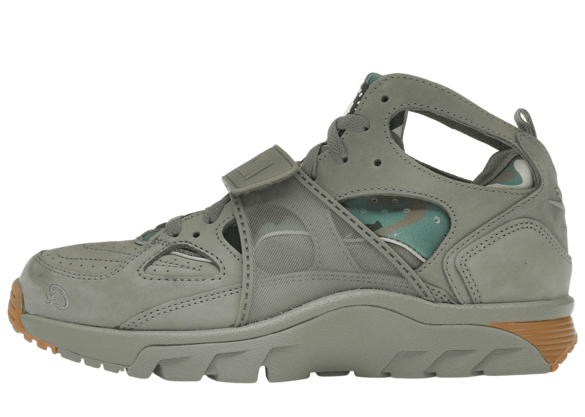 Nike Air Trainer Huarache Corteiz Gully Grey