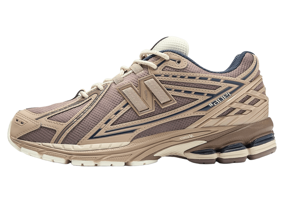 New Balance 1906R Earth Shadow Flat Taupe